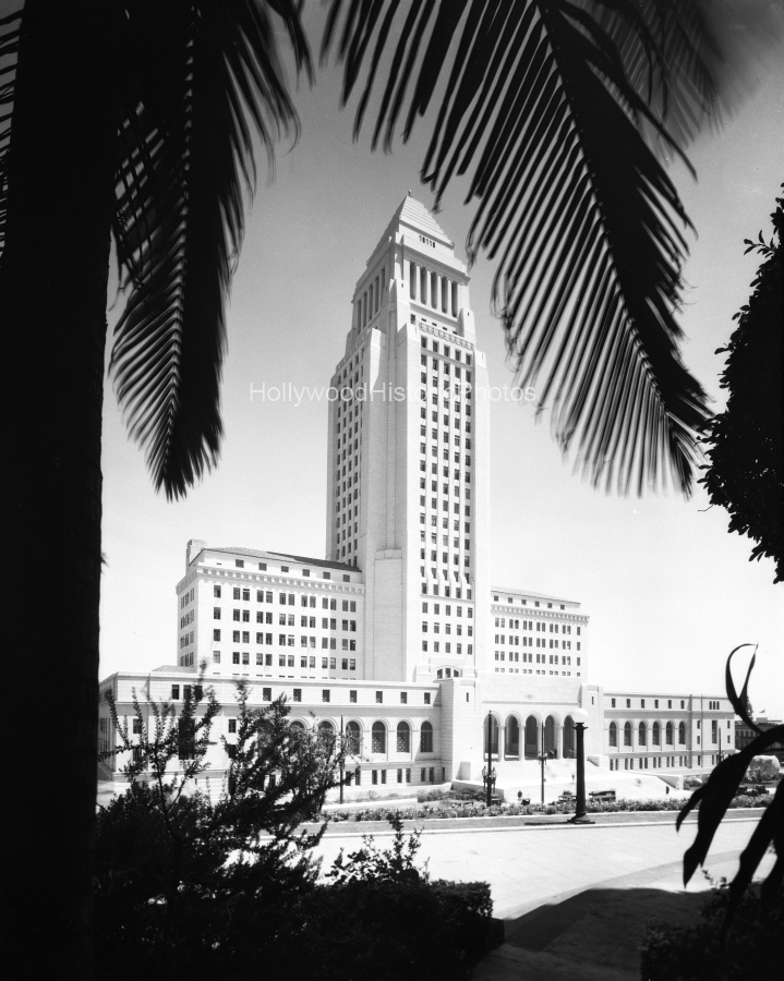 Los Angles City Hall 1929 200 N Spring St.jpg